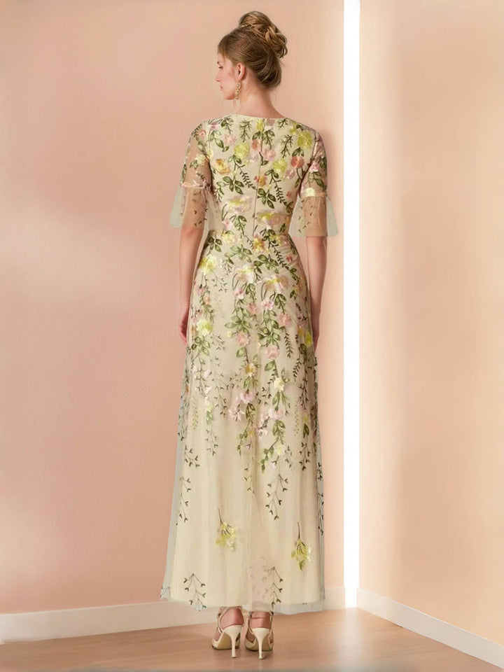 Robe Mère De La Mariée À Fleurs, Coupe Trapèze/Princesse, Col En V, Manches Courtes, Avec Broderies