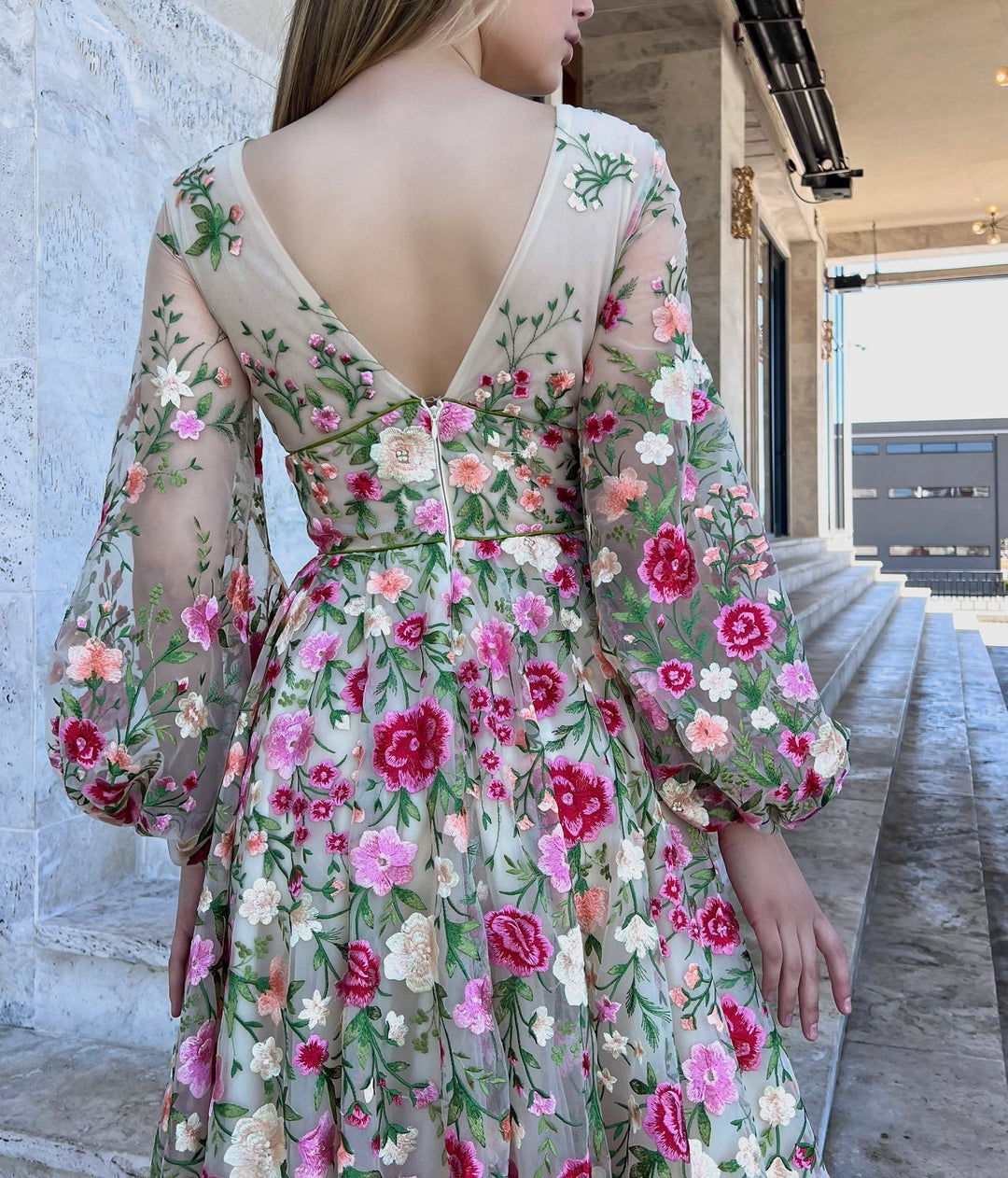 Robe de Soirée Formelle à Fleurs, Coupe A-Line/Princess, Col en V, Manches Longues