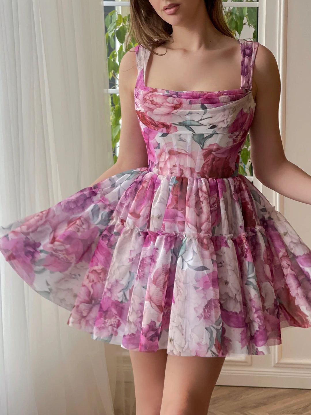 Robe de Bal Courte Sans Manches à Épaules Dénudées de Forme A/Princesse avec Appliques