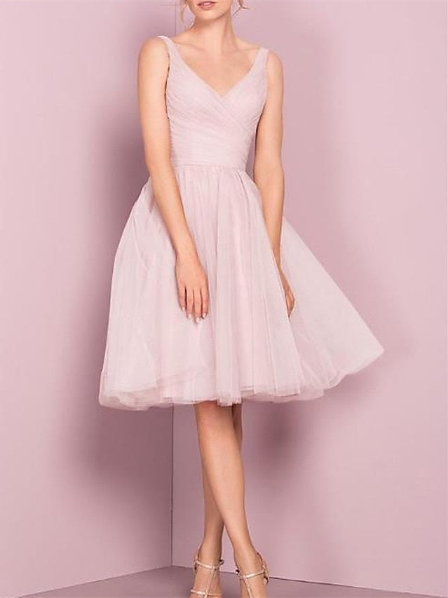 Robe de Cocktail Trapèze/Princesse à Col en V Sans Manches et Longueur Thé avec Plis