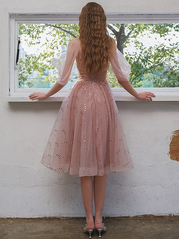 Robe de Cocktail Trapèze/Princesse Longueur Genou avec Col Bijou et Appliques à Paillettes