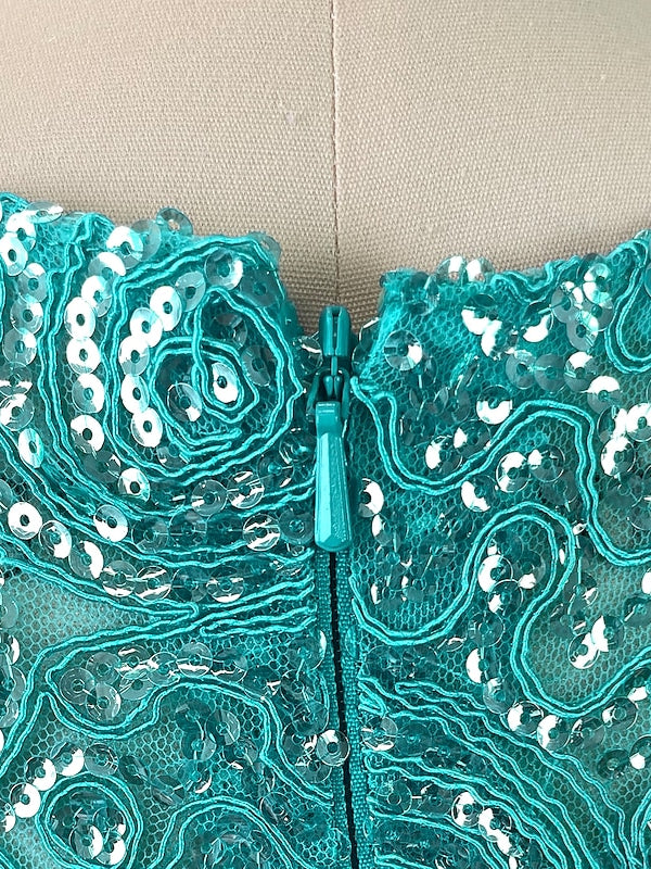 Robe de Soirée Trapèze/Princesse à Col en V et Longueur Au Sol avec Appliques et Châle