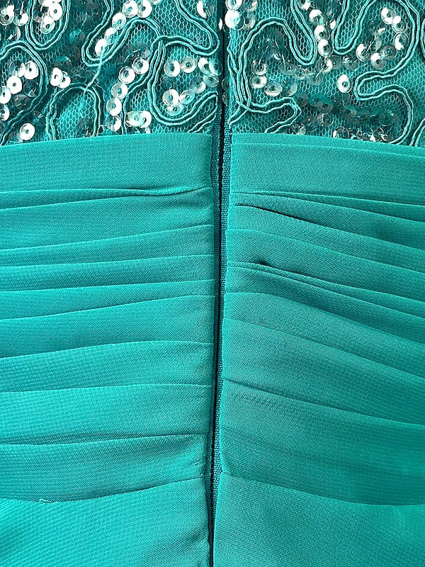 Robe de Soirée Trapèze/Princesse à Col en V et Longueur Au Sol avec Appliques et Châle