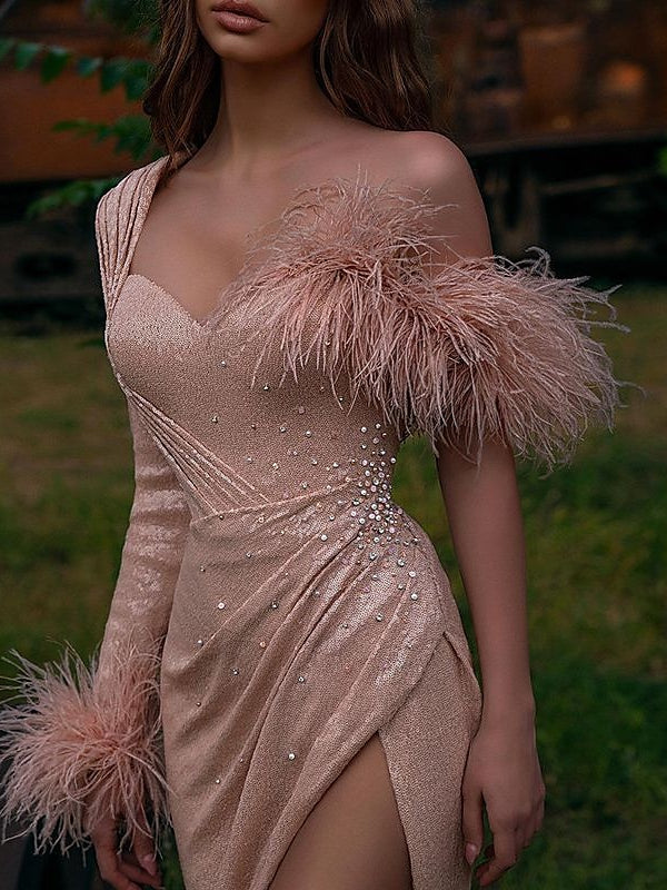 Robe de Soirée Sirène/Trompette à Une Épaule et Traîne avec Plumes