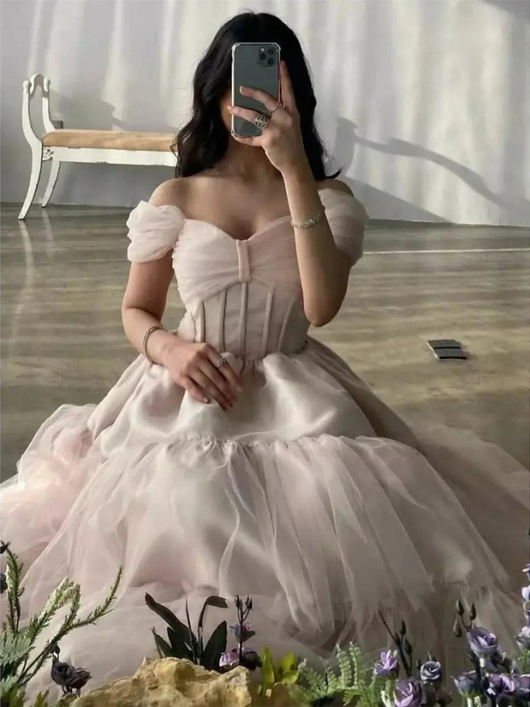 Robe de Soirée Trapèze/Princesse à Manches Courtes et Épaules Dénudées avec Plis