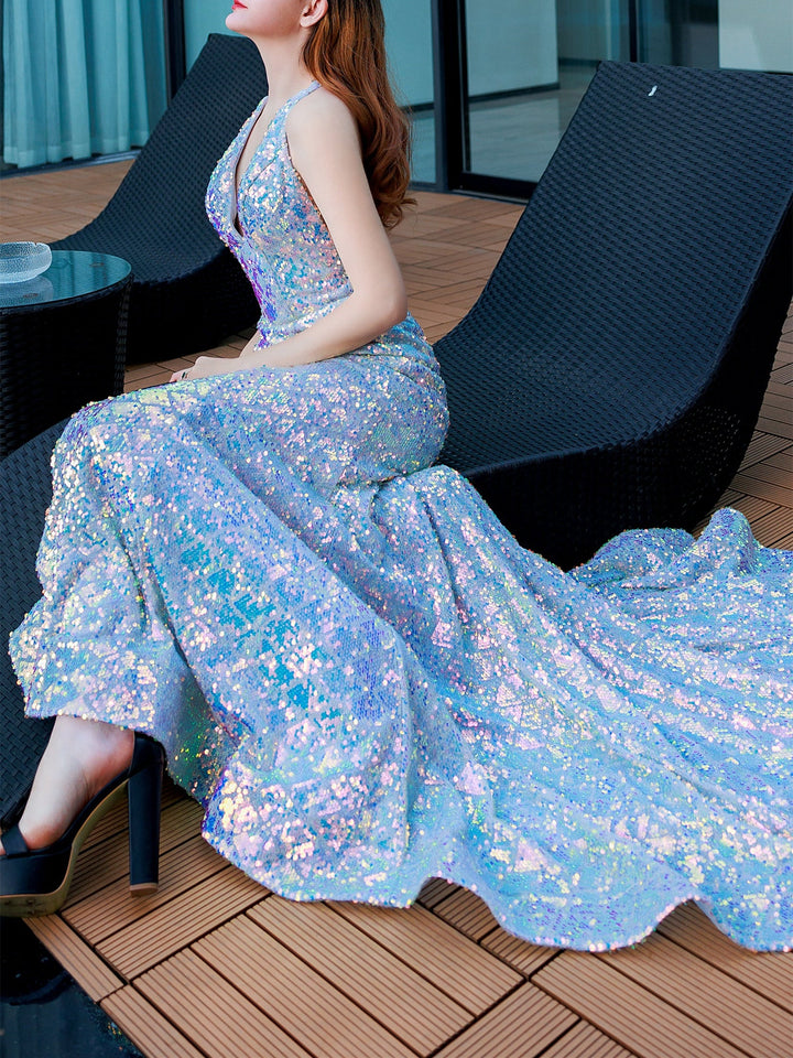 Robe de Soirée Sirène/Trompette à Col en V et Traîne Courte avec Paillettes