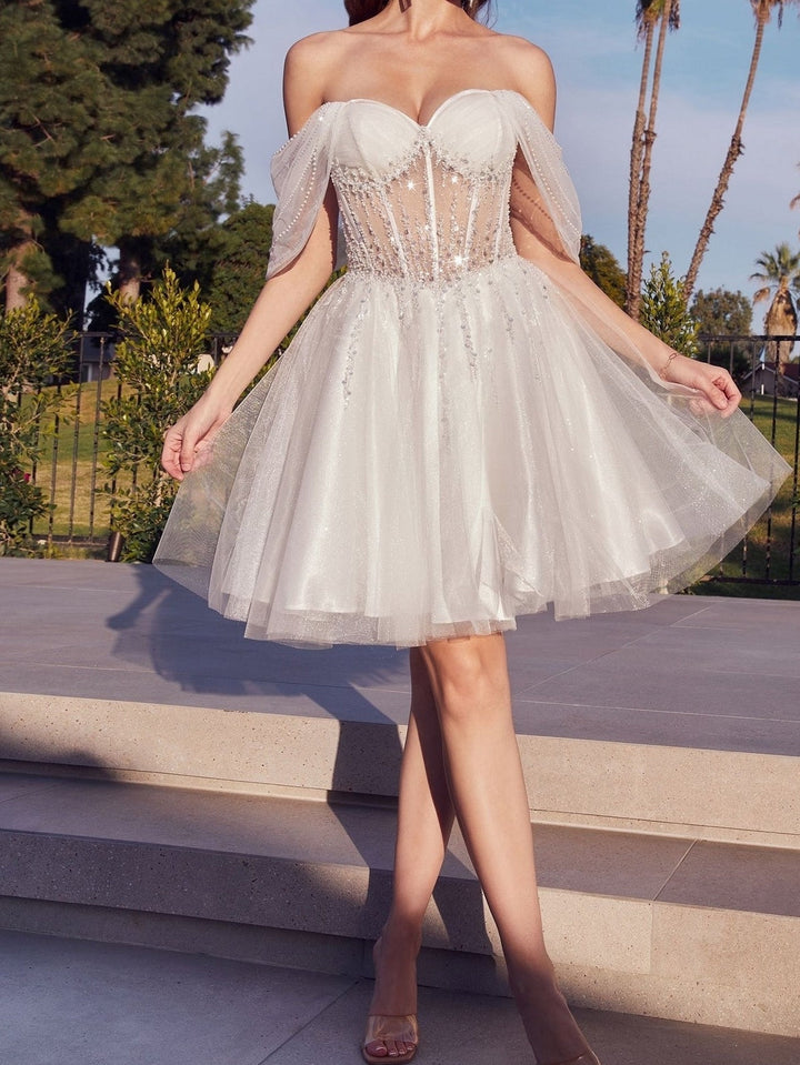 Robe de Soirée/Cocktail Courte/Mini Sans Manches, Coupe A-Line/Princesse, Décolleté en Cœur