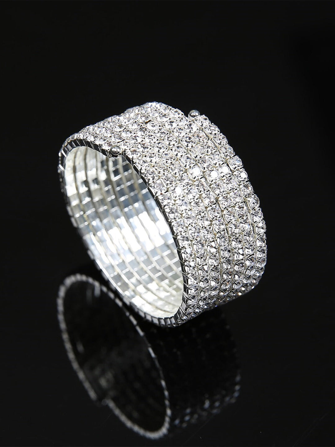 Accessoires de Danse Soutien-Gorge Strass Paillettes Chaîne en Métal Femmes Performance Formation Sans Manches Haute Alliage