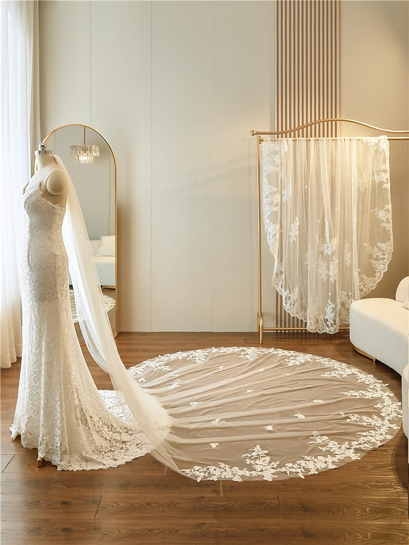Voile de Mariée en Dentelle à Un Niveau avec Appliques et Broderies