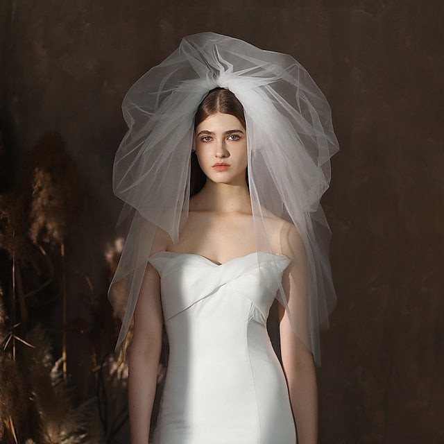 Voile de Mariage Élégant à Trois Niveaux Voiles Blusher / Voiles Coudes avec Tulle de Couleur Pure