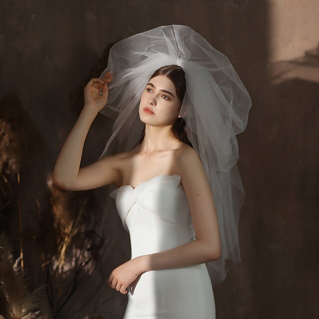 Voile de Mariage Élégant à Trois Niveaux Voiles Blusher / Voiles Coudes avec Tulle de Couleur Pure