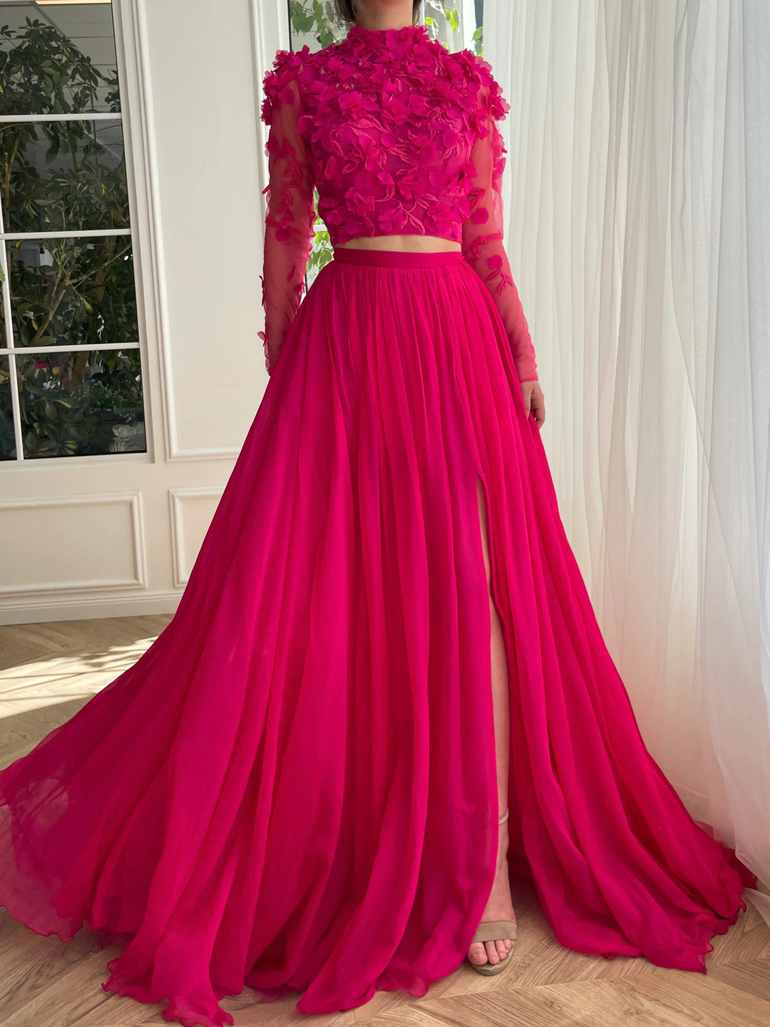 Robe de Bal Longue à Col Haut et Fente Latérale, Coupe A-Line/Princess