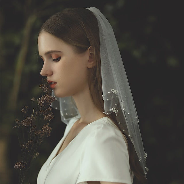 Voile de Mariage à Deux Niveaux Mignon / Élégant / Anniversaire avec Tulle en Fausses Perles