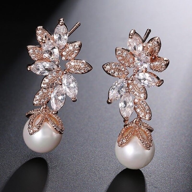Boucles D'Oreilles Pendantes Élégantes en Perles et Strass