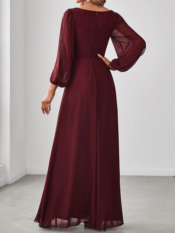 Robe de Soirée en Mousseline à Décolleté en V Profond et Manches Fendues