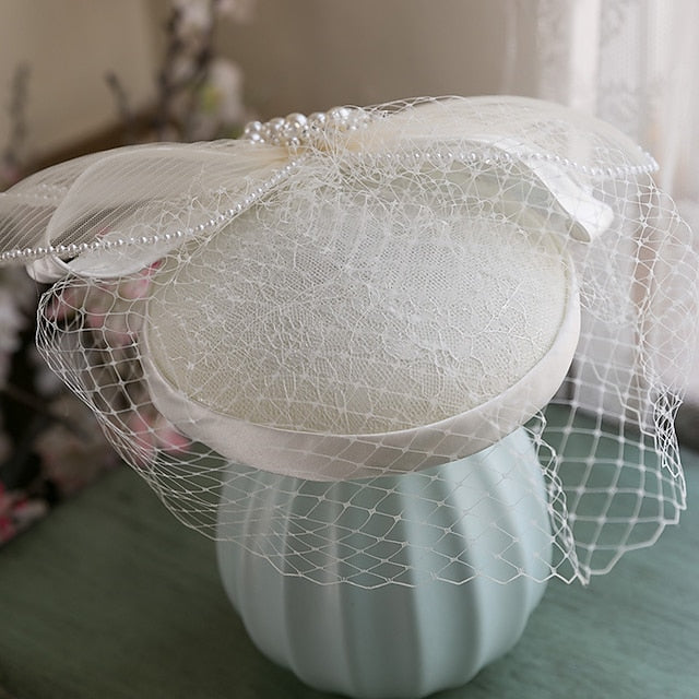 Fascinators Dentelle Tea Party Course de Chevaux Élégant avec Nœud(S) en Perles D'Imitation Coiffe