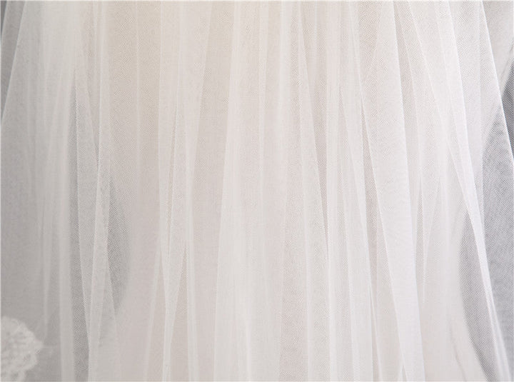 Voile de Mariée Élégant à Deux Niveaux avec Appliques