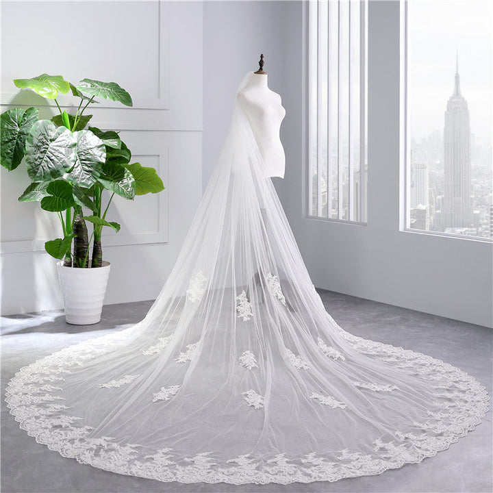 Voile de Mariée en Dentelle Ultra Large à Deux Niveaux avec Appliques