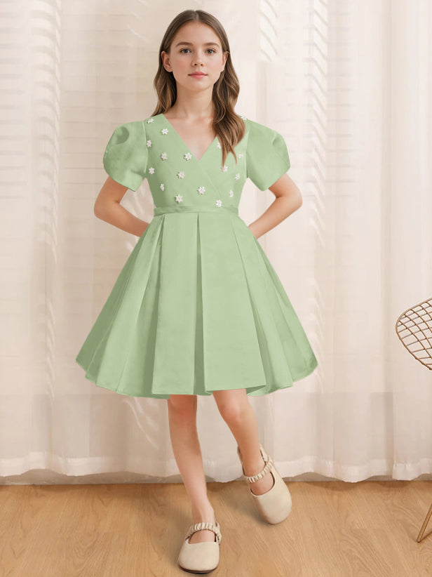 Robe de Demoiselle D'Honneur Coupe A-Line/Princesse, Col en V, Manches Courtes, Longueur Genou, avec Appliques