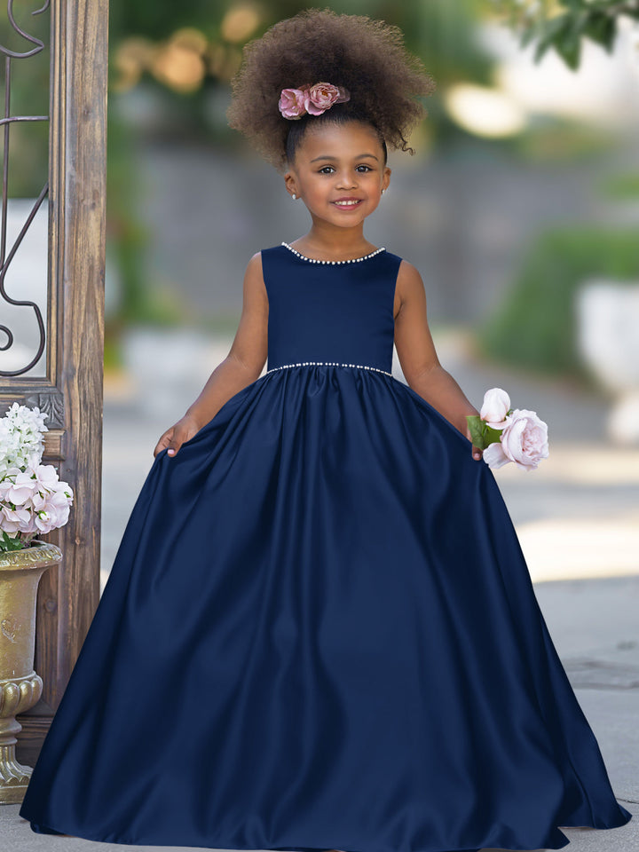 Robe Rose en Satin Sans Manches avec Décolleté Perlé et Nœud