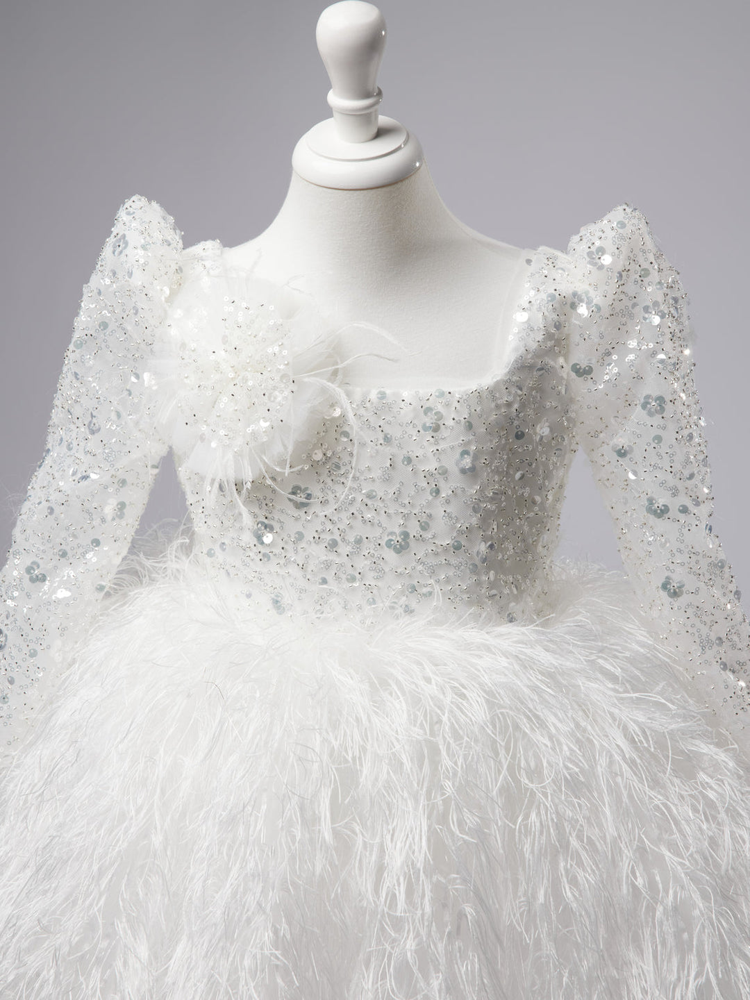 Robe Blanche en Tulle et Plumes Jusqu'Aux Genoux pour Bébé Fille