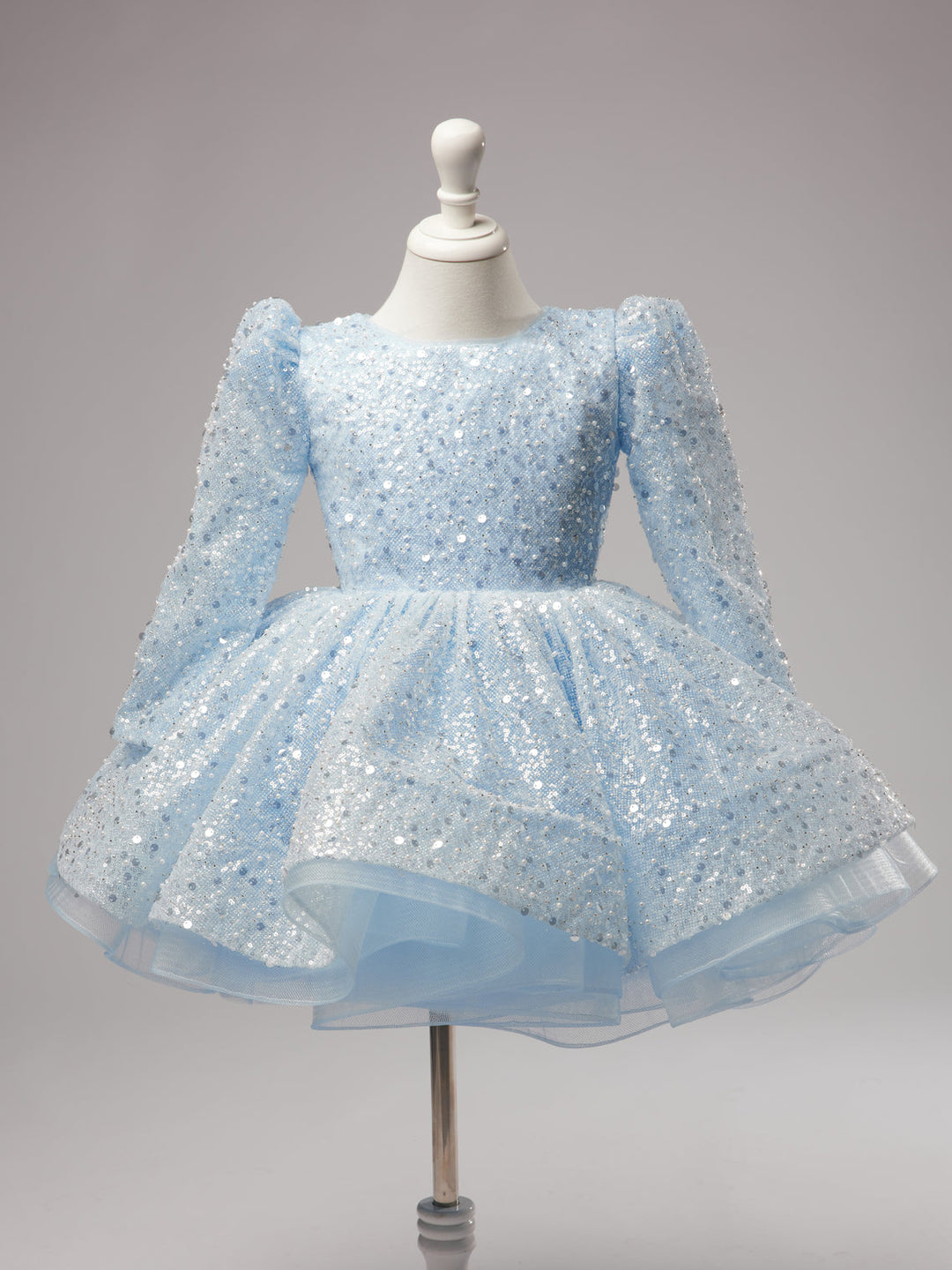 Robe Bleue en Tulle Jusqu'Aux Genoux