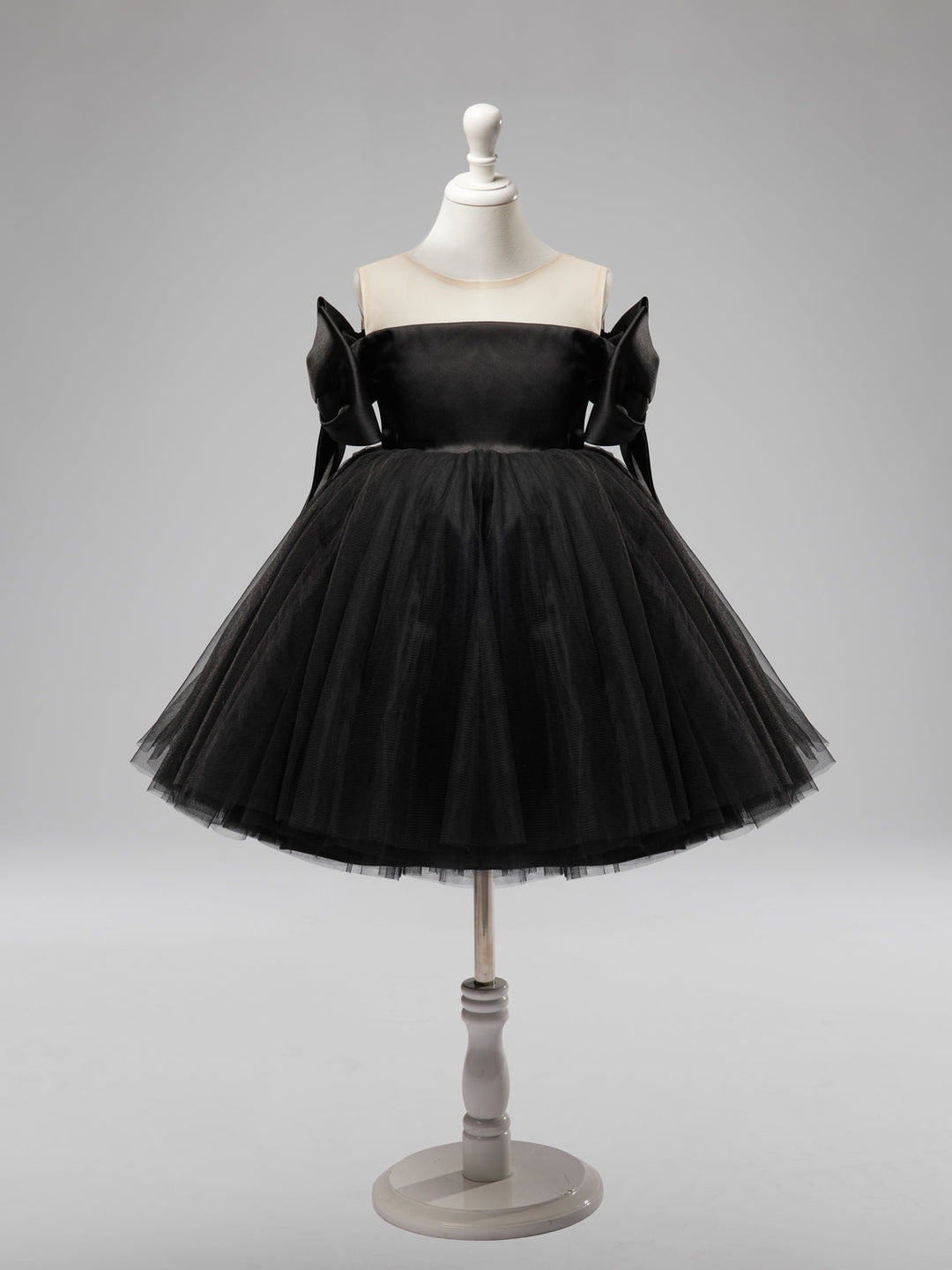 Robe Bébé Fille en Tulle Noir à Épaules Dénudées et Longueur Genou
