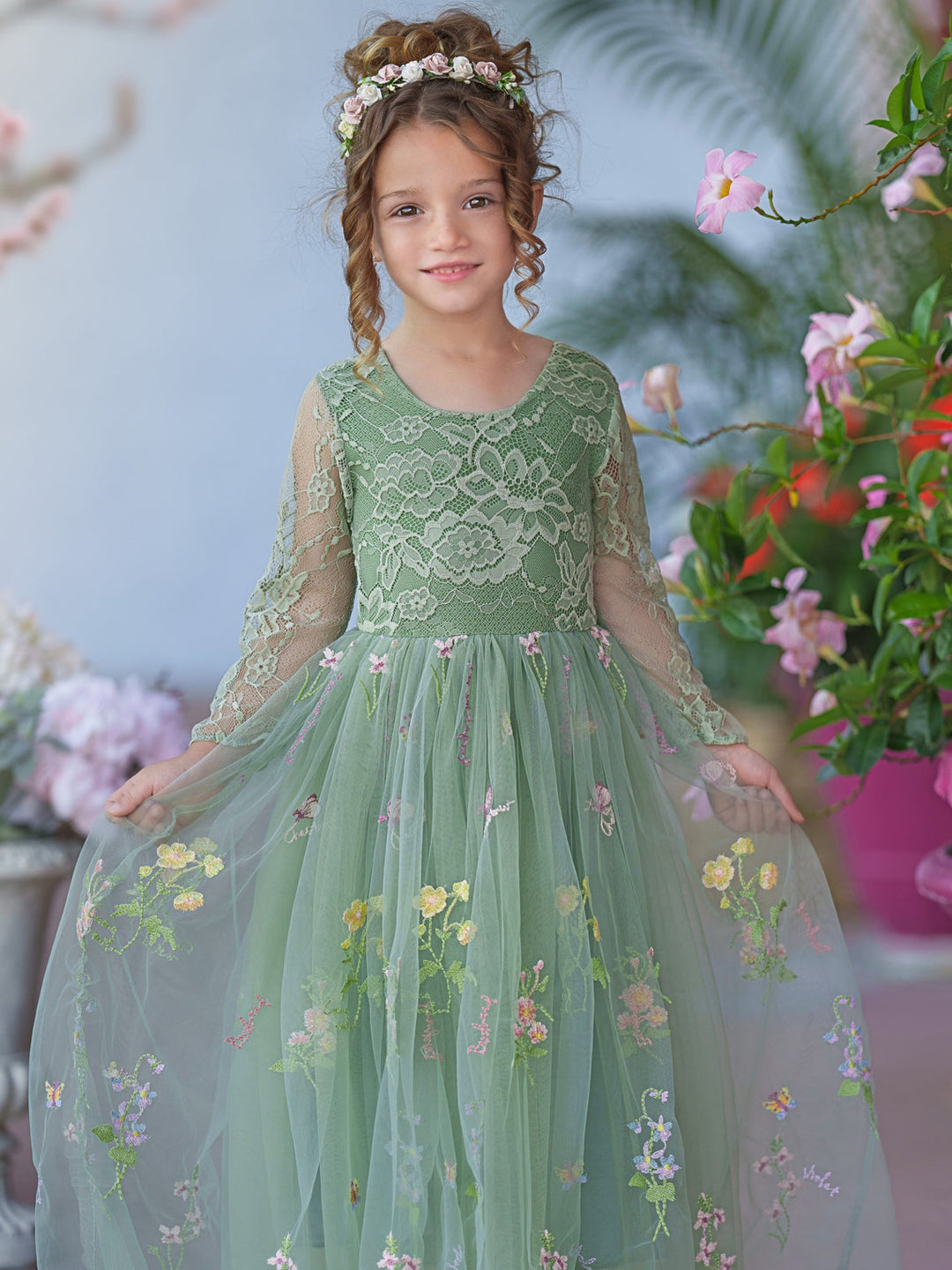 Robe de Demoiselle D'Honneur de Jardin en Tulle Brodé en Dentelle Florale Coupe A Pleine Longueur