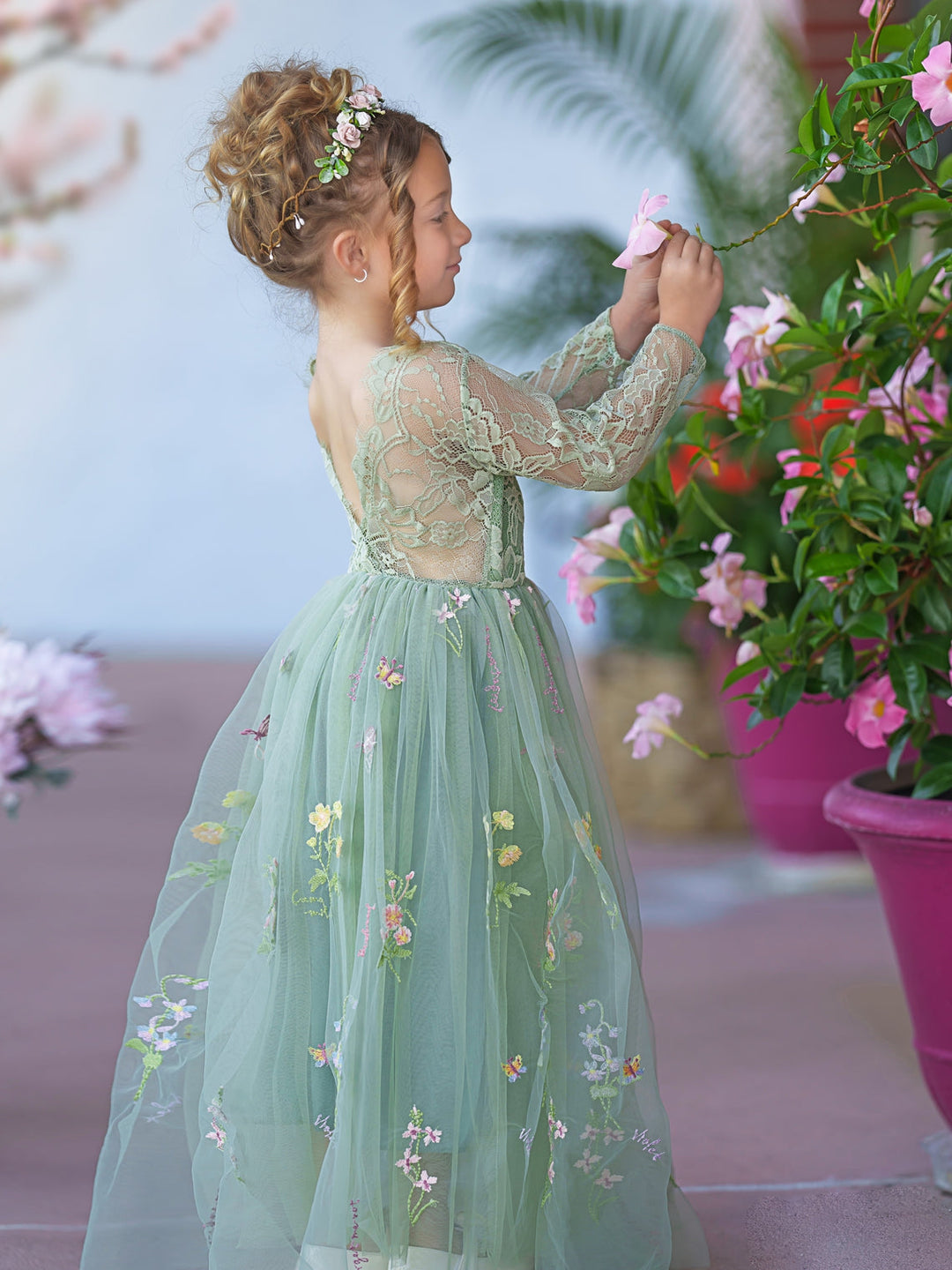 Robe de Demoiselle D'Honneur de Jardin en Tulle Brodé en Dentelle Florale Coupe A Pleine Longueur