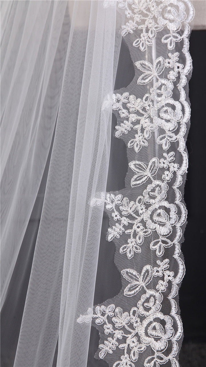 Voile de Mariée Long en Dentelle à Un Niveau avec Appliques