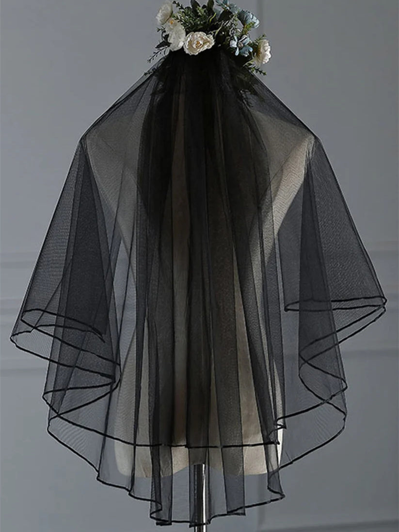 Voiles de Mariée en Dentelle à Deux Niveaux Voiles Coudés avec Bord en Ruban