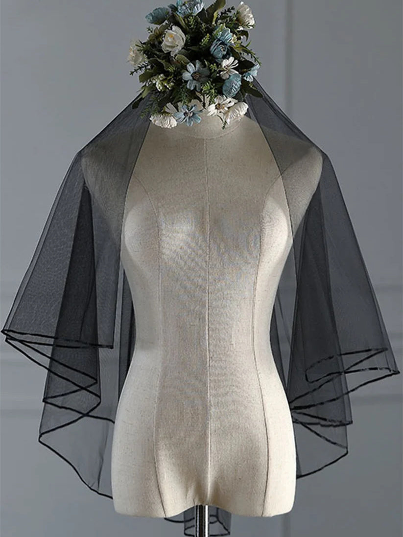 Voiles de Mariée en Dentelle à Deux Niveaux Voiles Coudés avec Bord en Ruban