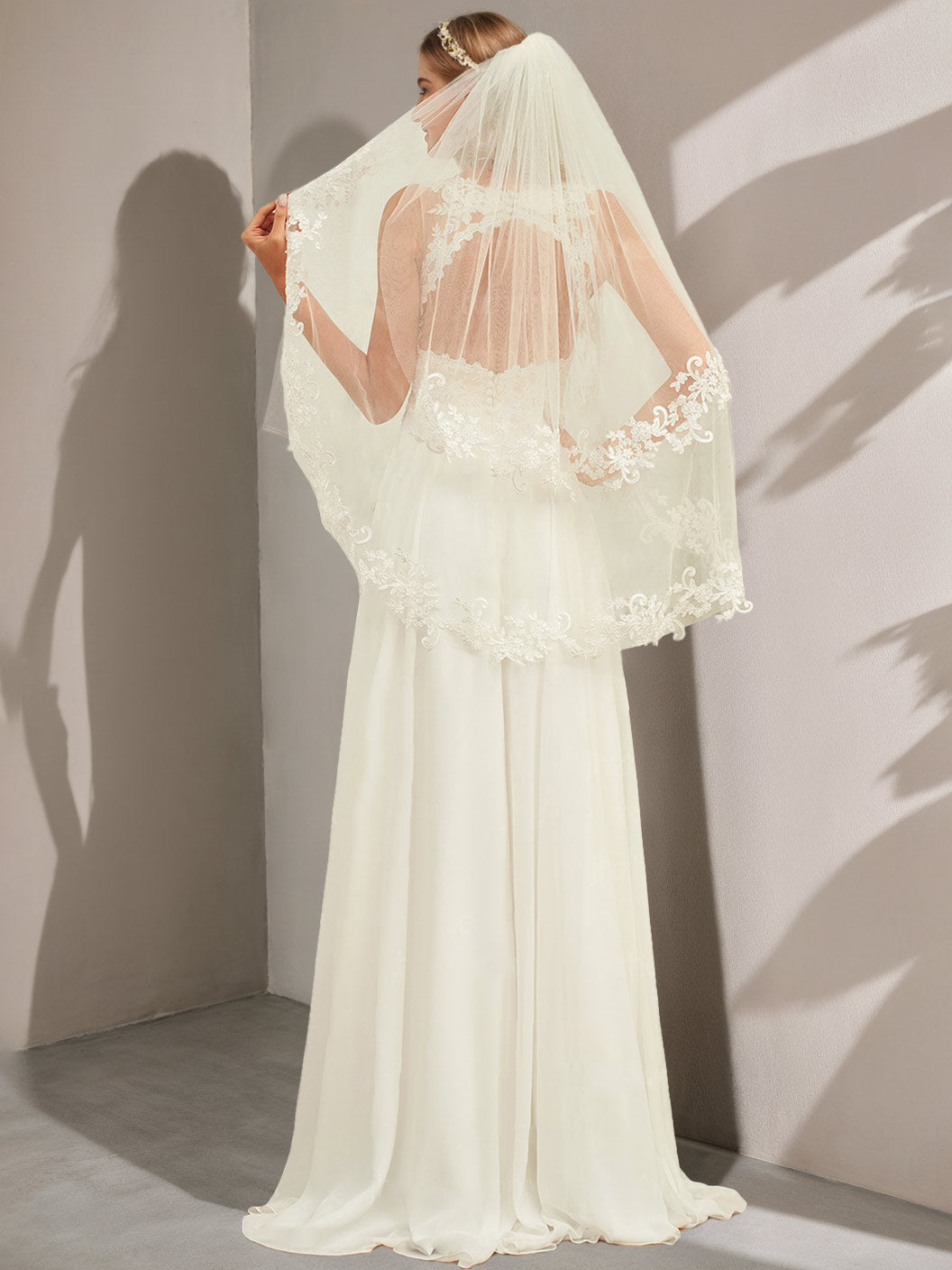 Robe de mariée longue en dentelle A-Ligne/Princesse, bustier, sans manches, longueur sol, avec appliqués