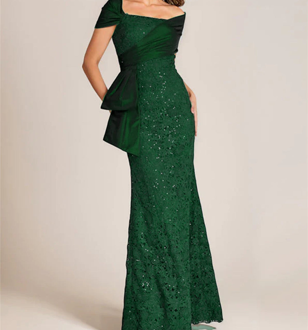 Robe de Mère de la Mariée en Dentelle à Épaules Dénudées, Style Trompette/Sirène, avec Appliques et Perles