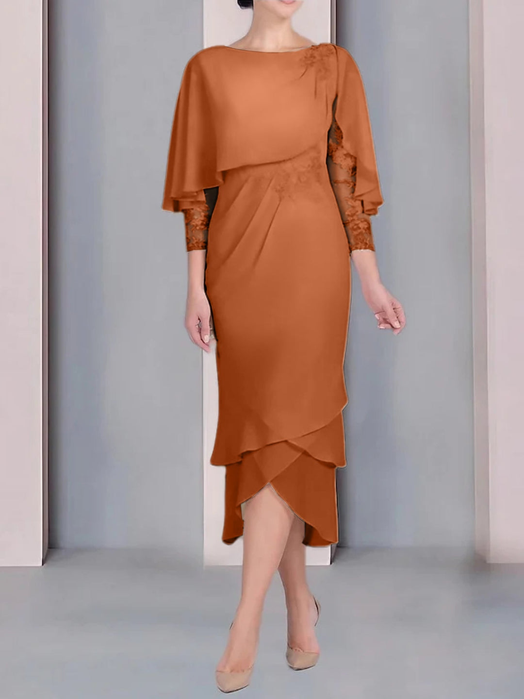 Robe de Mère de la Mariée Fourreau/Colonne à Manches Courtes et Longueur Thé avec Appliques et Dentelle