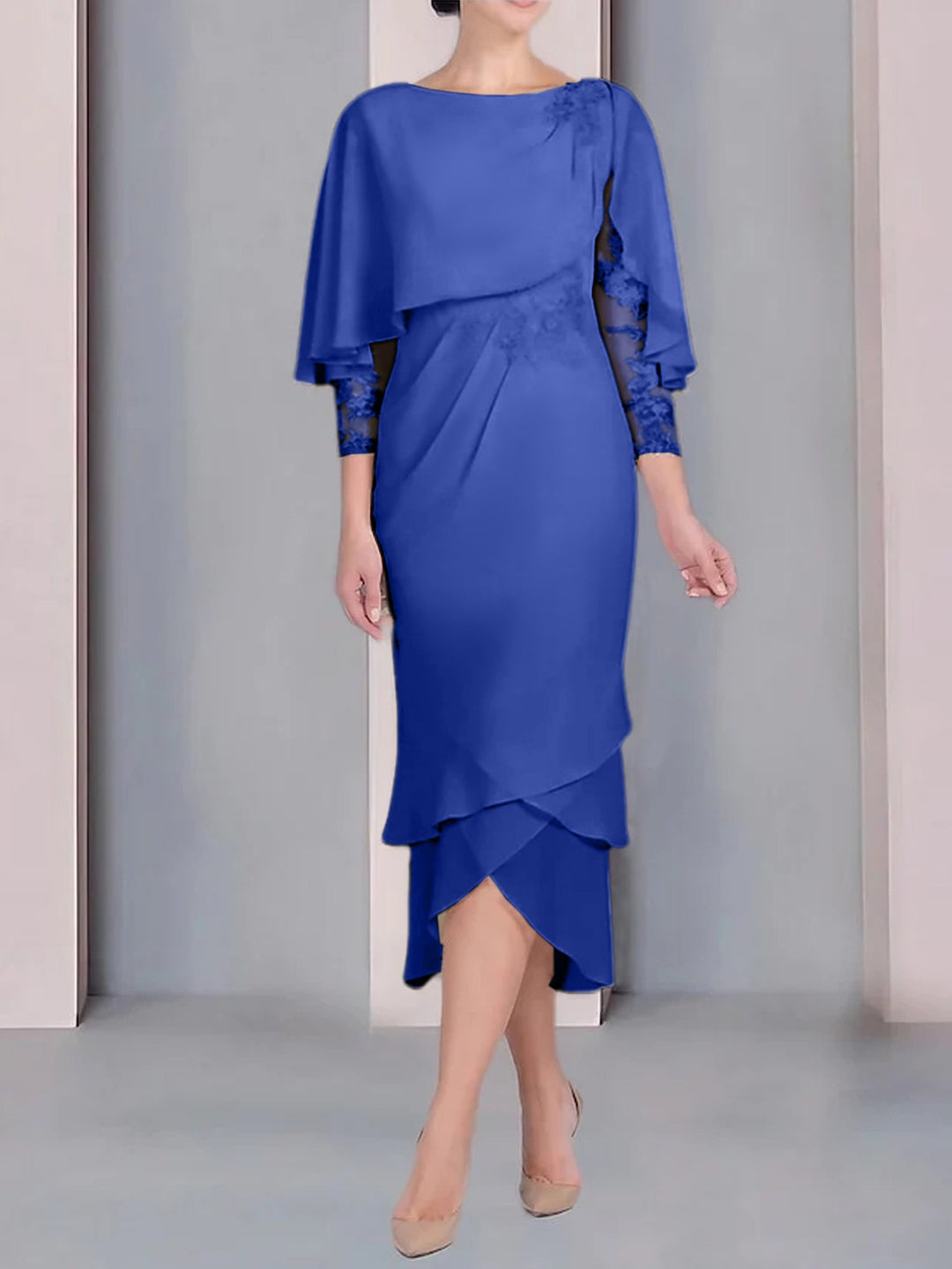 Robe de Mère de la Mariée Fourreau/Colonne à Manches Courtes et Longueur Thé avec Appliques et Dentelle