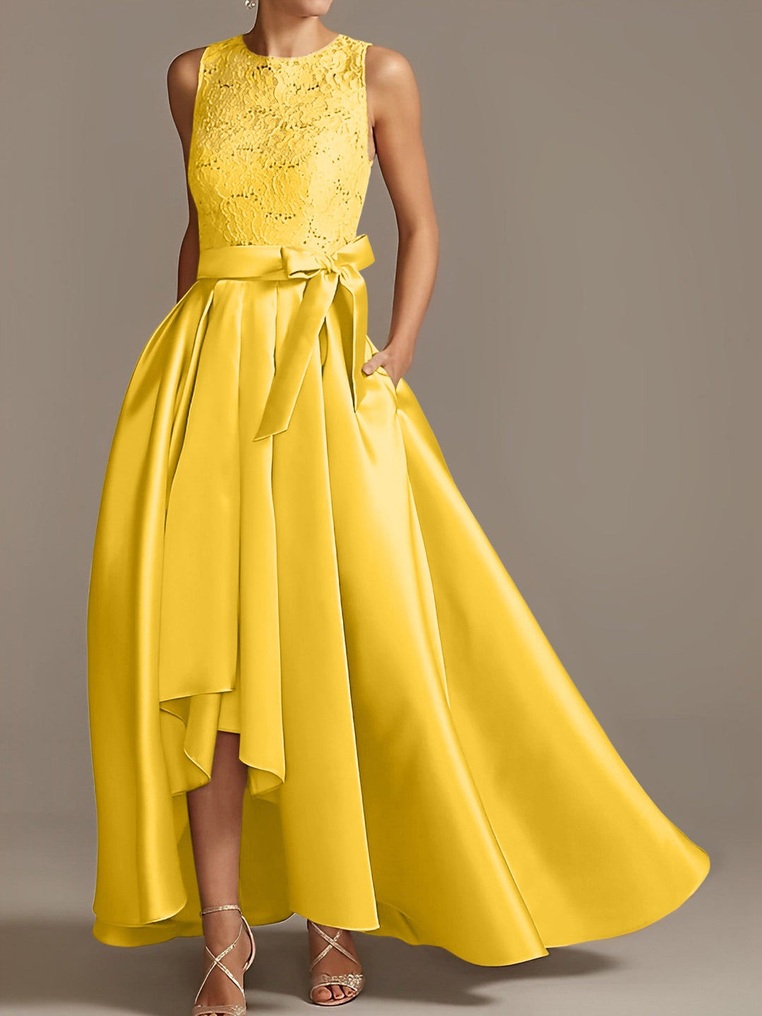 Robe de Mère de la Mariée Asymétrique Sans Manches à Col en V et à Plis