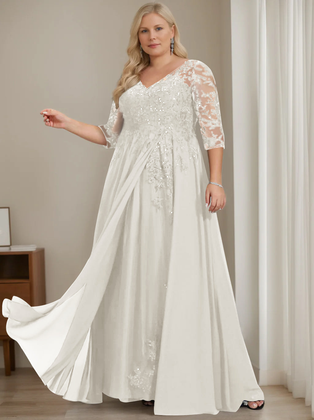 Robe de Mère de la Mariée Grande Taille, Coupe A-Line/Princess, Col en V, Manches Mi-Longues, Longueur Au Sol, avec Paillettes
