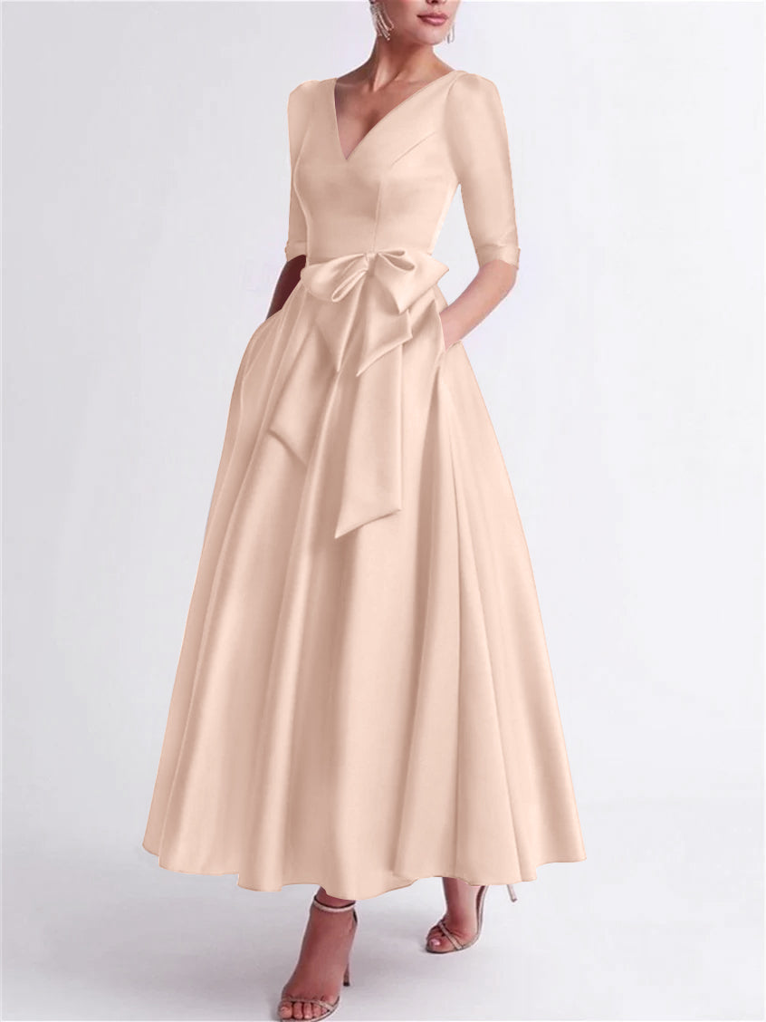Robe de Mère de la Mariée en Satin à Manches 3/4 et Col en V, Ligne A/Princesse, Longueur Thé, avec Nœud(S)