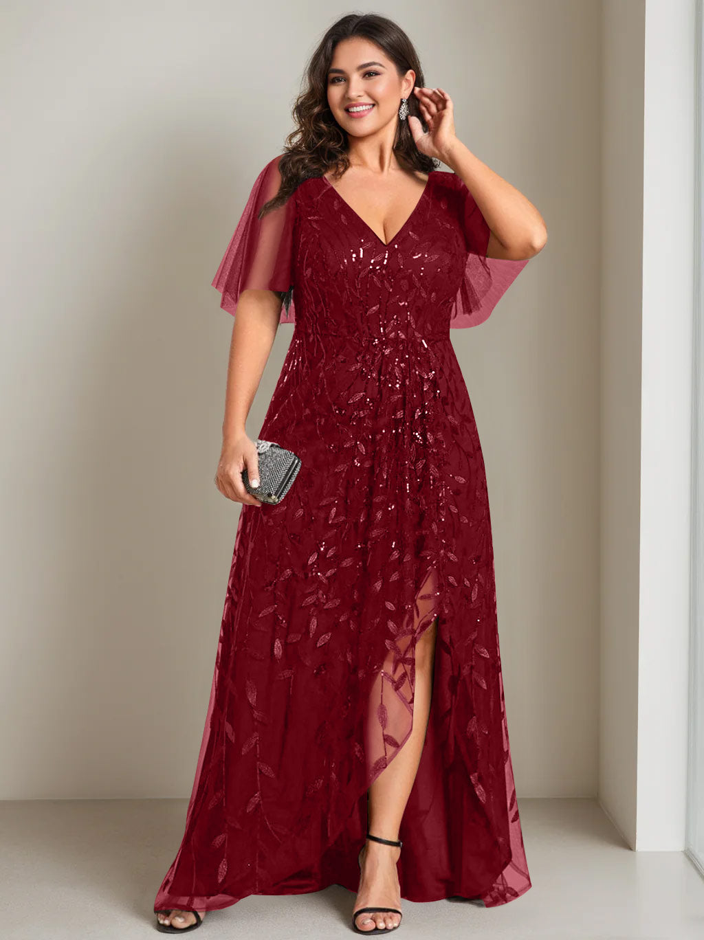 Robe de Mère de la Mariée Asymétrique Grande Taille à Col en V et Manches Courtes, Coupe A-Line/Princess, avec Paillettes