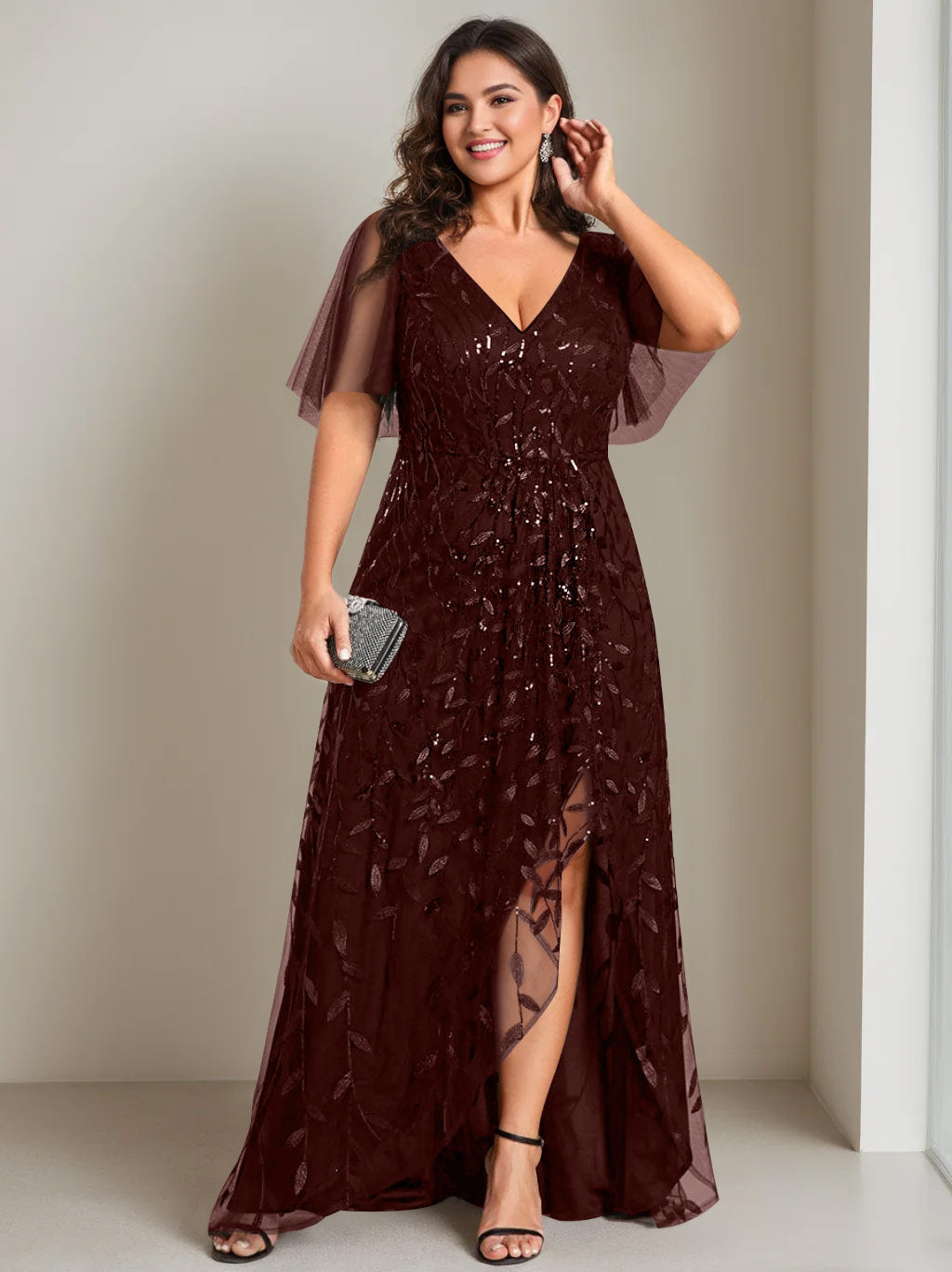 Robe de Mère de la Mariée Asymétrique Grande Taille à Col en V et Manches Courtes, Coupe A-Line/Princess, avec Paillettes