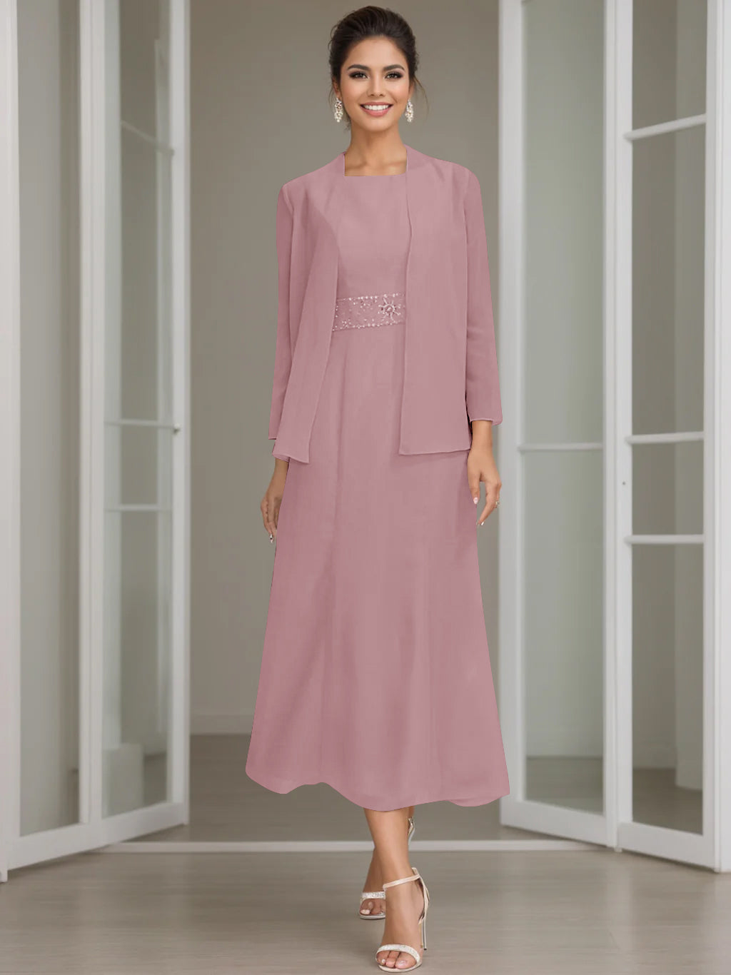 Gaine/Colonne Collier Bijou Tea Length Robes Mère de La Mariée avec veste & Perles