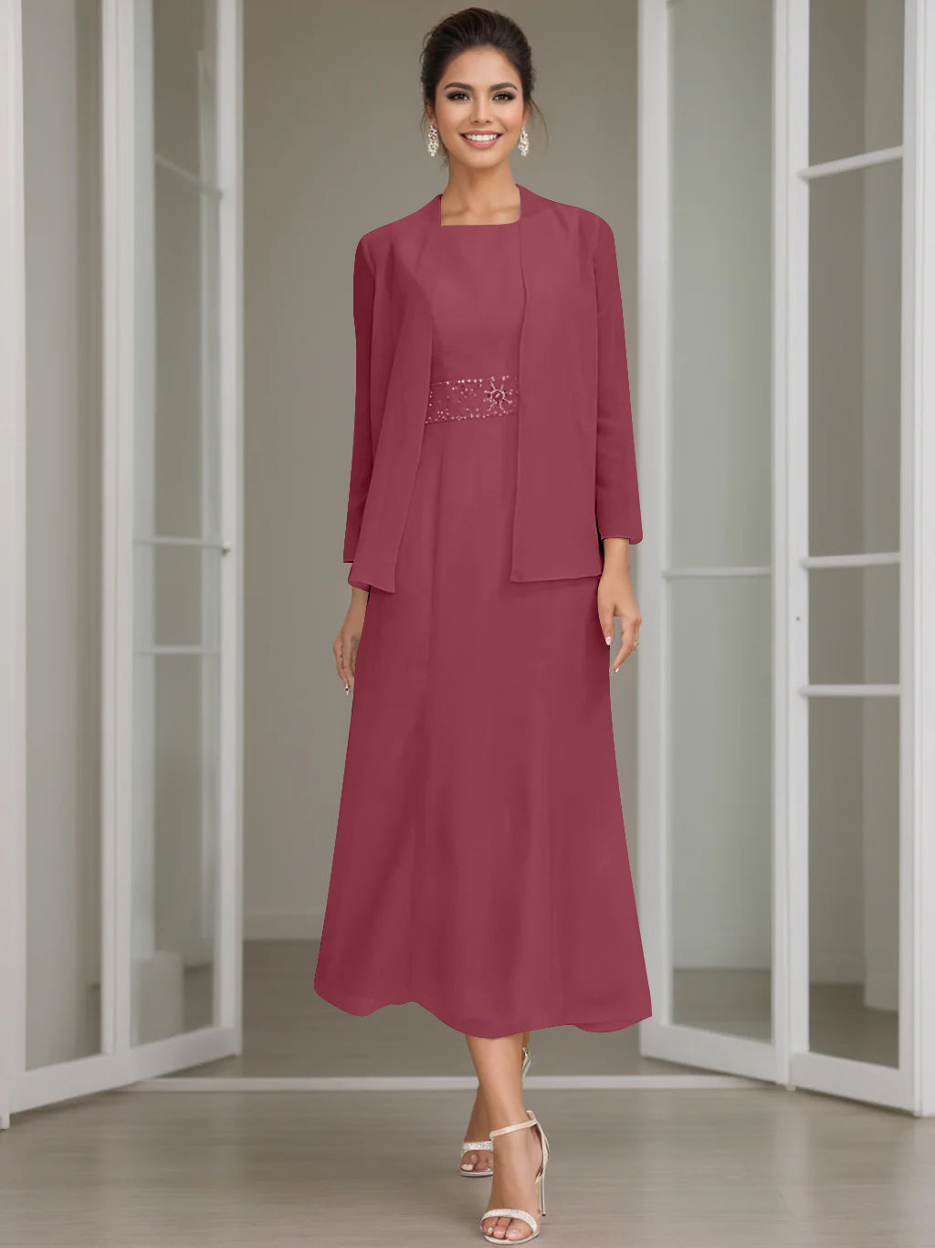 Gaine/Colonne Collier Bijou Tea Length Robes Mère de La Mariée avec veste & Perles