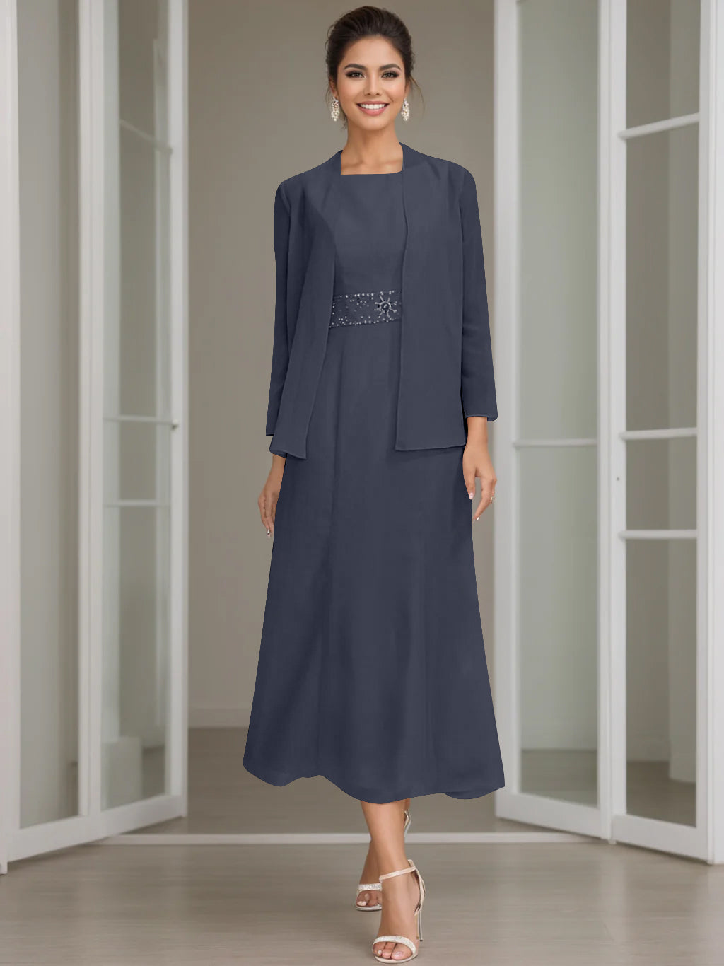 Gaine/Colonne Collier Bijou Tea Length Robes Mère de La Mariée avec veste & Perles