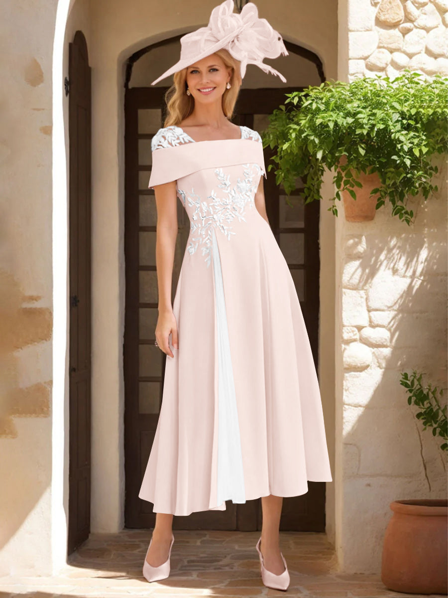 Robe de Mère de La Mariée Ligne A/Princesse, Satin Élastique, Col Carré, Manches Courtes, Volants et Appliqués