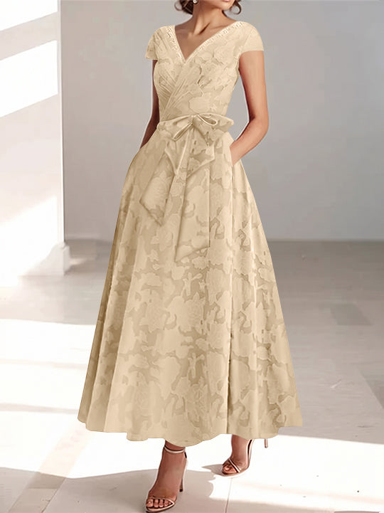 Ligne A/Princesse Col en V Manches Courtes Longueur de La Cheville Rose Dentelle Appliqué Robes Mère de La Mariée avec Poches &amp; Froufrous