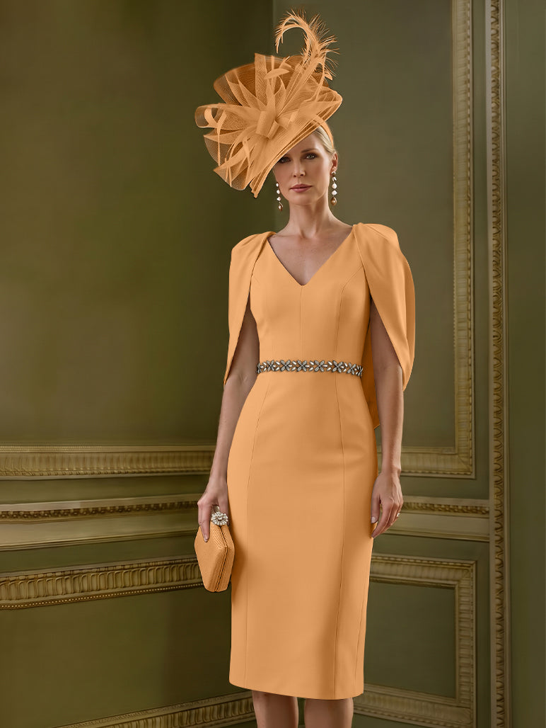 Robes pour mère de la mariée, coupe fourreau/colonne, longueur au genou, décolleté en V, avec cape