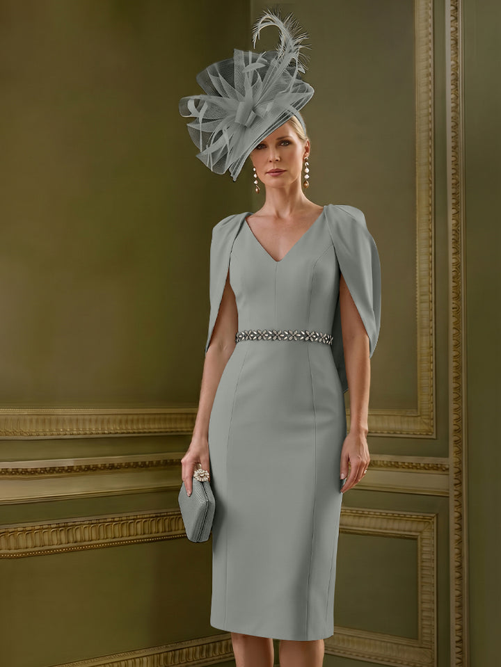 Robes pour mère de la mariée, coupe fourreau/colonne, longueur au genou, décolleté en V, avec cape