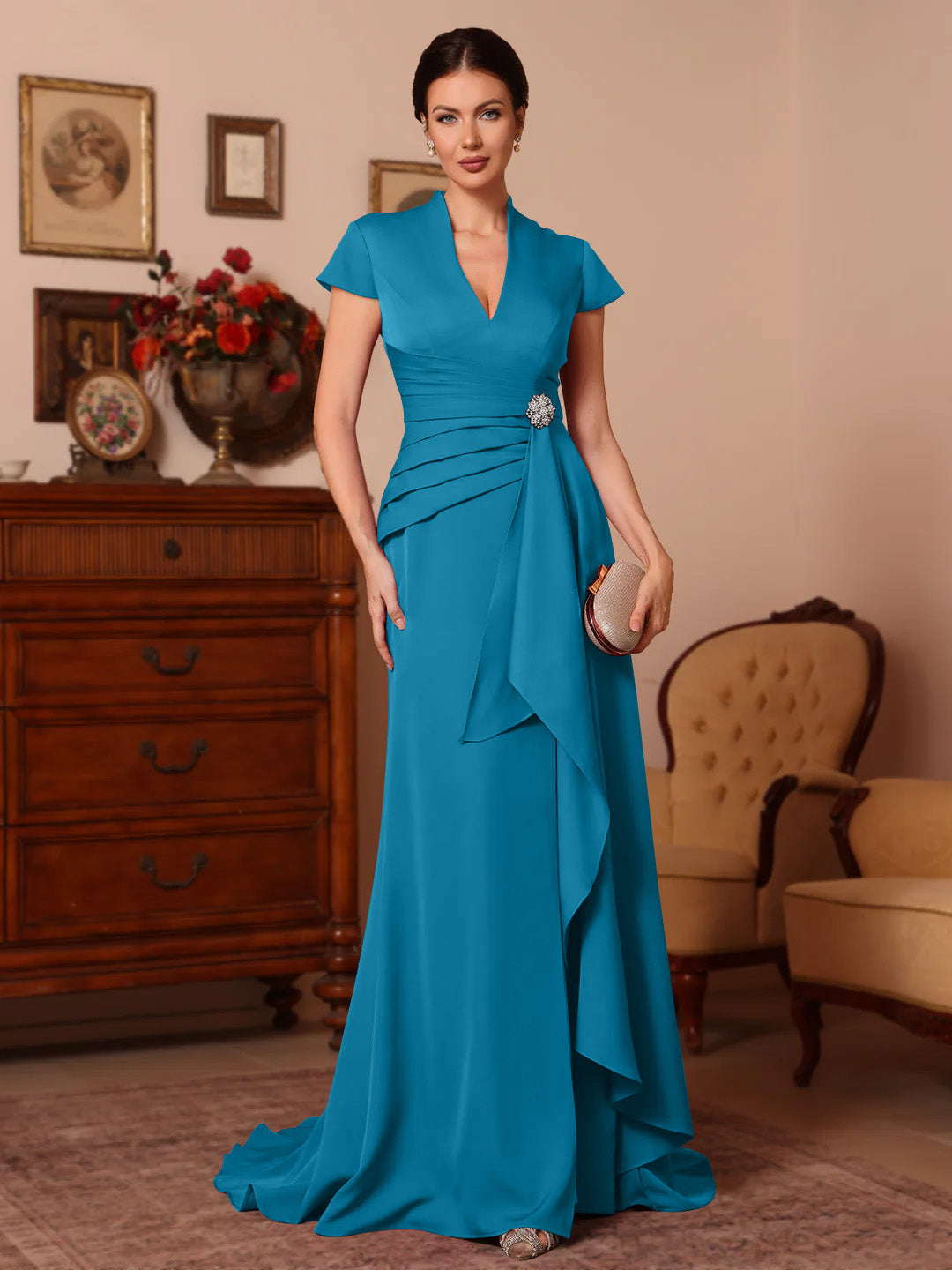 Trompette/Sirène Col en V Satin Extensible Robes Mère de La Mariée Manches Courtes Longueur du Sol Froufrous