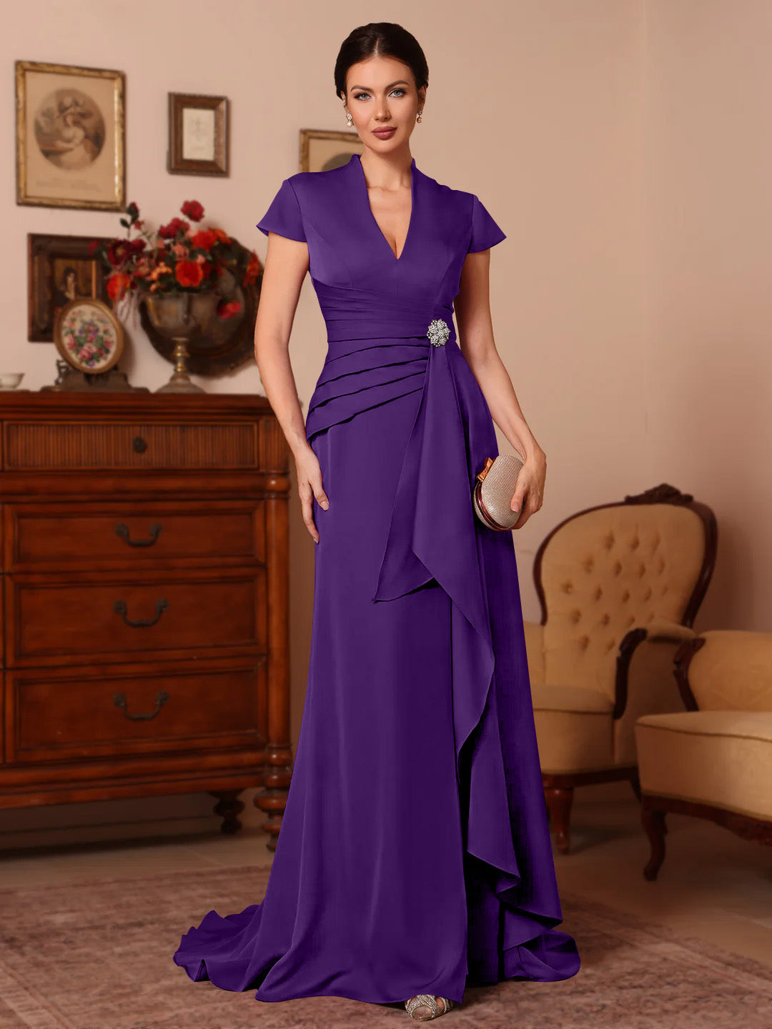Trompette/Sirène Col en V Satin Extensible Robes Mère de La Mariée Manches Courtes Longueur du Sol Froufrous